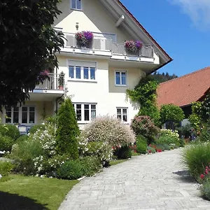 Am Rosengarten Apartment