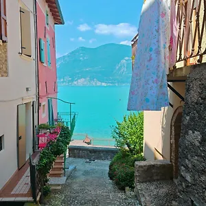 casa-brenzone-sul-garda.hotelinveneto.com/